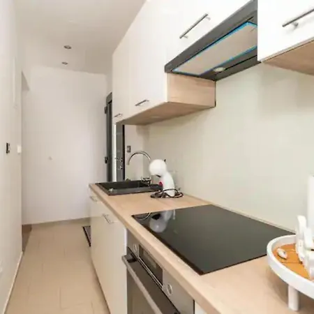 Tomic Apartment *