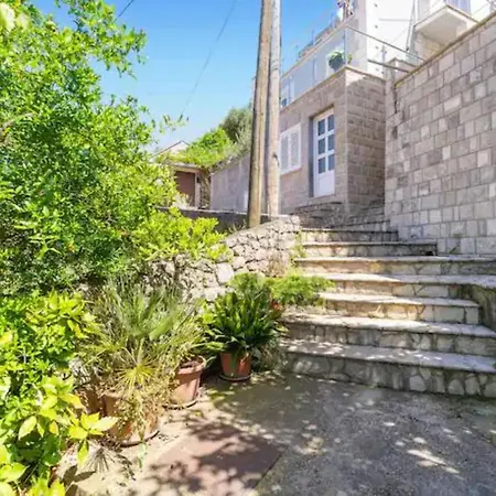 Tomic Dubrovnik