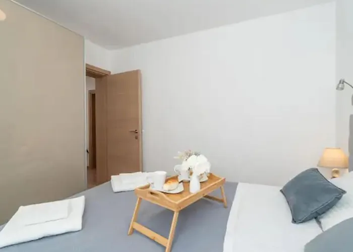 Tomic ドゥブロブニク